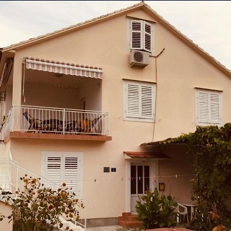 Anita Guest House ติวัต ภายนอก รูปภาพ