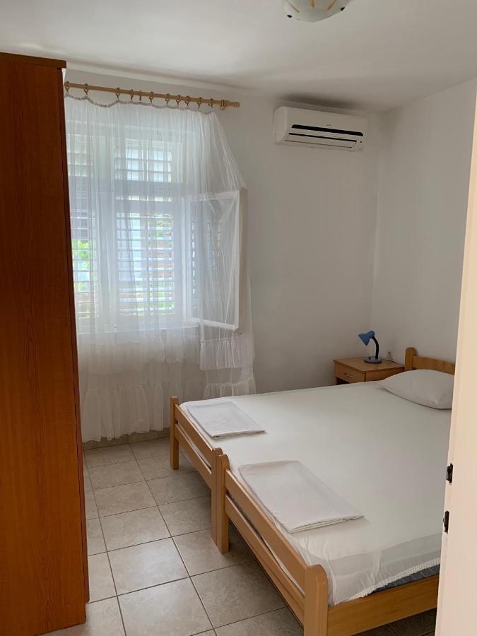 Anita Guest House ติวัต ภายนอก รูปภาพ