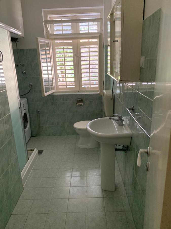 Anita Guest House ติวัต ภายนอก รูปภาพ